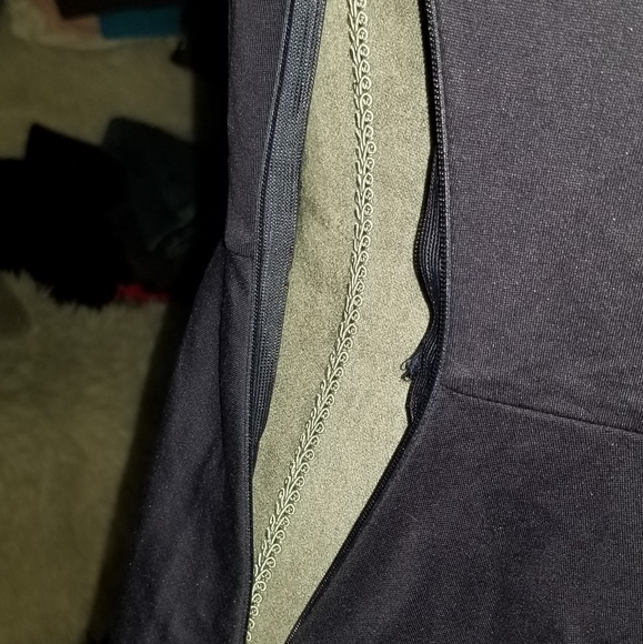 Dress - Picture 5 of 6